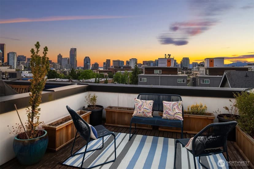 Property photo for 1809 13th Avenue, Seattle photo 31