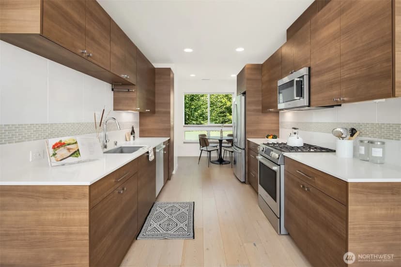 Property photo for 1809 13th Avenue, Seattle photo 17