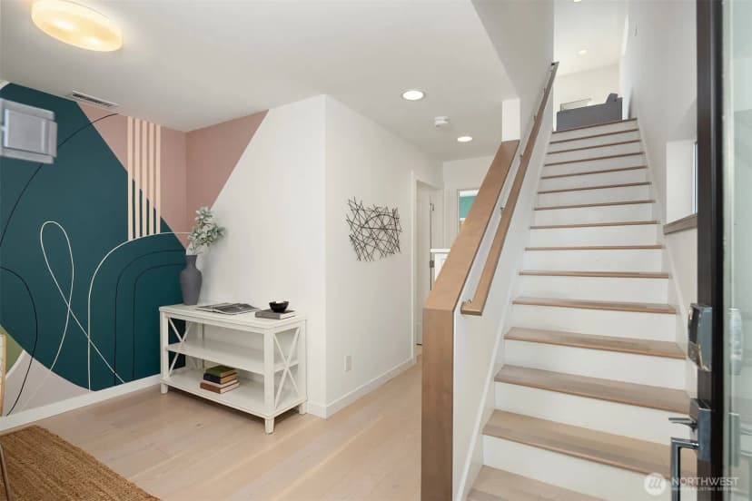 Property photo for 1809 13th Avenue, Seattle photo 6