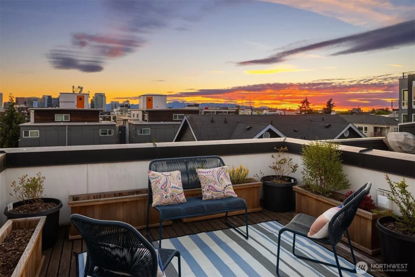 Property photo for 1809 13th Avenue, Seattle photo 30