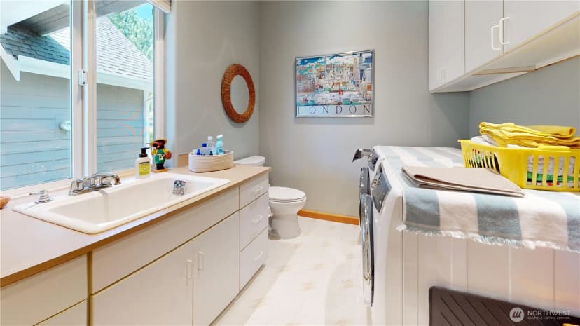 Property photo for 8102 E Perelli Lane, Port Orchard photo 20