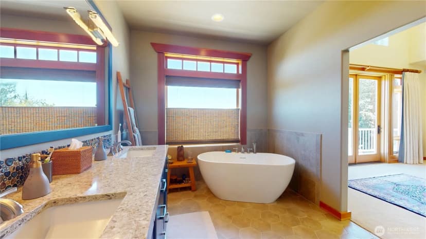 Property photo for 8102 E Perelli Lane, Port Orchard photo 19