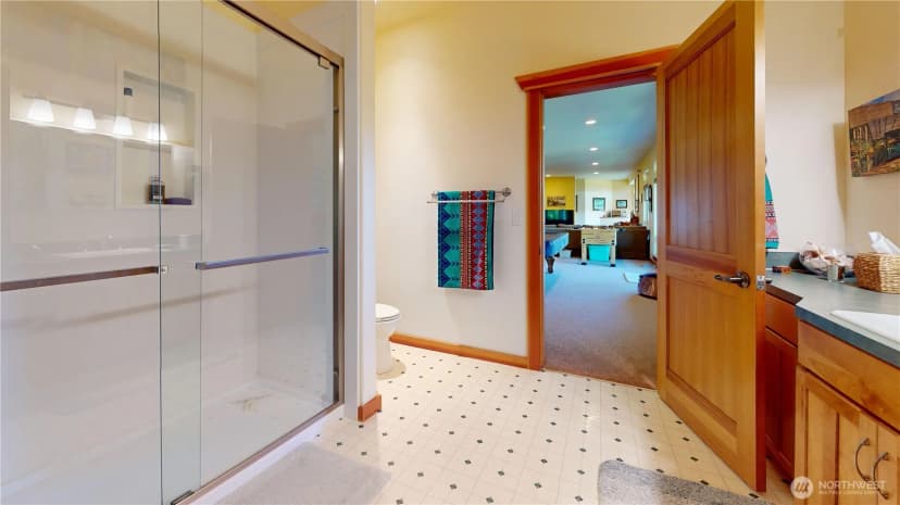 Property photo for 8102 E Perelli Lane, Port Orchard photo 31