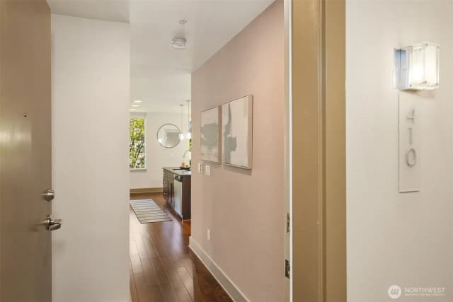 Property photo for 4547 8th Avenue Ne #410, Seattle photo 2