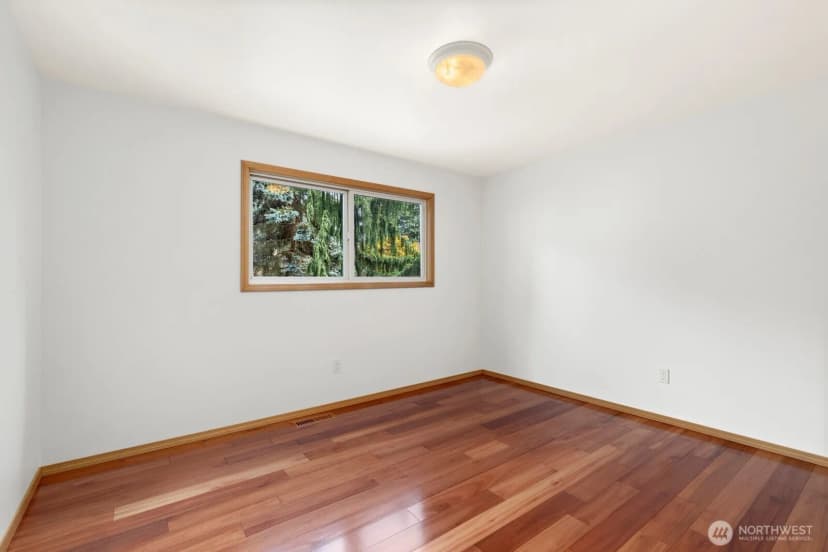 Property photo for 12450 Ne 141st Street, Kirkland photo 22
