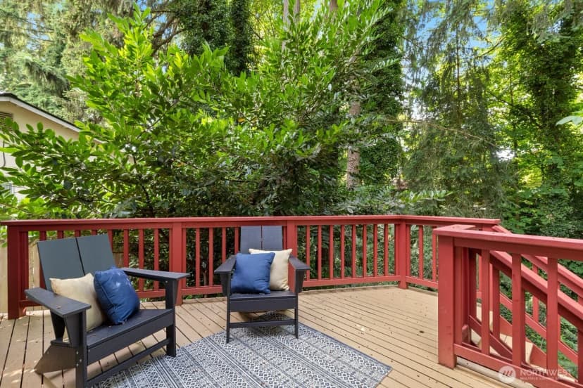 Property photo for 12450 Ne 141st Street, Kirkland photo 27