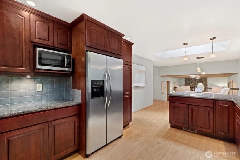 Property photo for 12450 Ne 141st Street, Kirkland photo 14