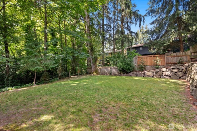 Property photo for 12450 Ne 141st Street, Kirkland photo 31