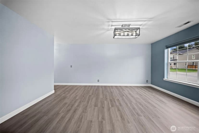 Property photo for 20723 197th Avenue E, Orting photo 5