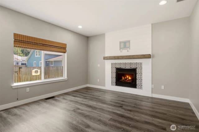 Property photo for 8517 36th Avenue Ne, Marysville photo 4