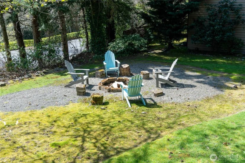 Property photo for 11056 Ne 33rd Place #c4, Bellevue photo 21