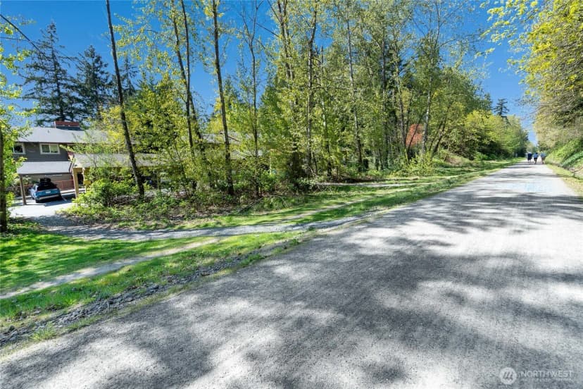Property photo for 11056 Ne 33rd Place #c4, Bellevue photo 22