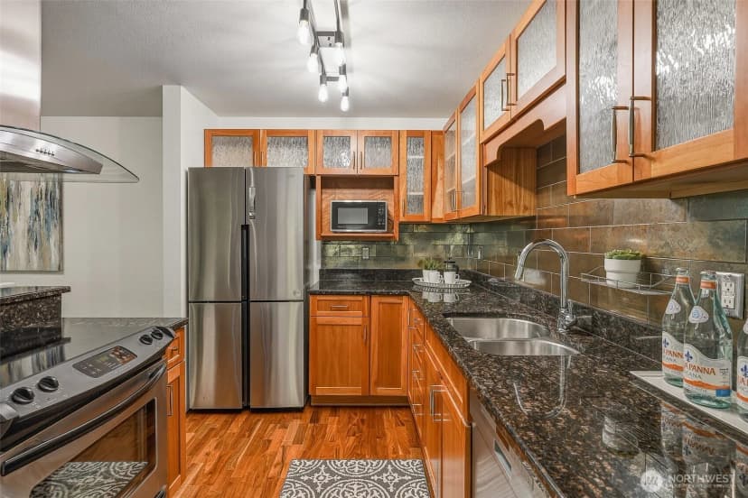 Property photo for 11056 Ne 33rd Place #c4, Bellevue photo 8
