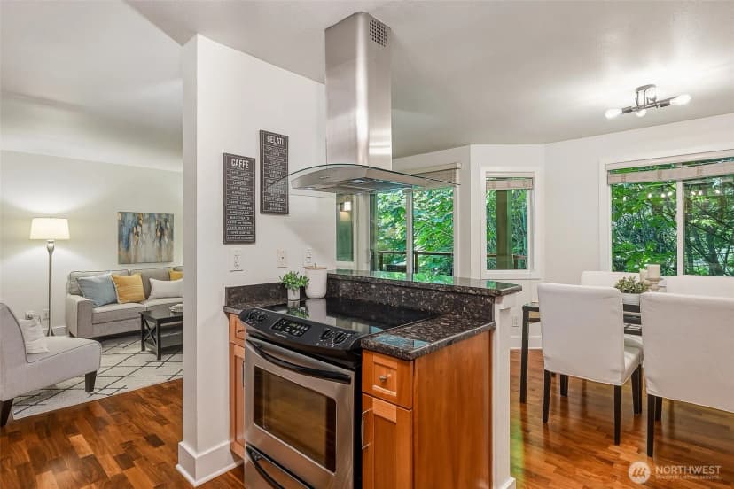 Property photo for 11056 Ne 33rd Place #c4, Bellevue photo 10