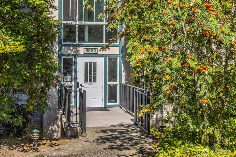 Property photo for 5620 200th St Sw #a209, Lynnwood