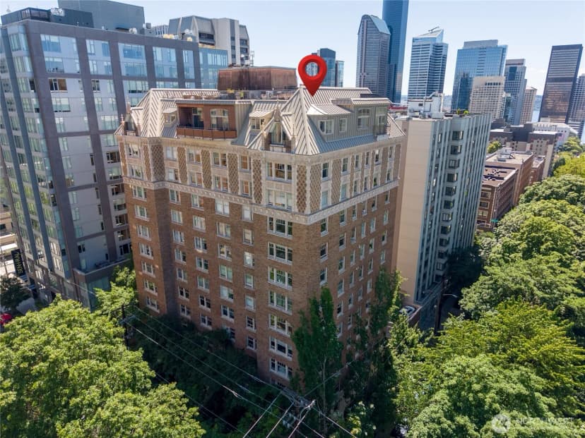 Property photo for 1017 Minor Avenue #1401, Seattle photo 16