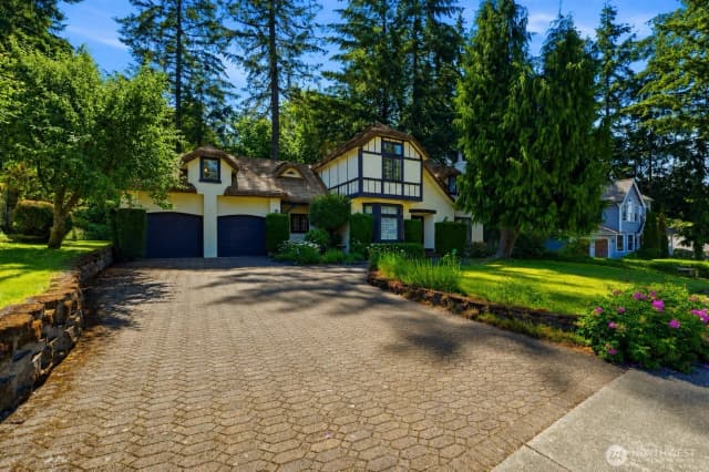Property photo for 306 Keach Loop Steilacoom, Steilacoom