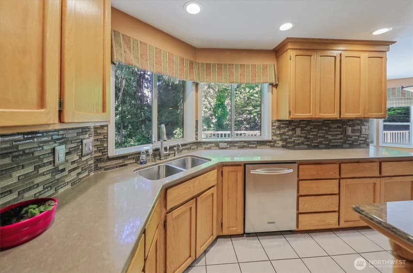 Property photo for 4204 27th Avenue Nw, Gig Harbor photo 13