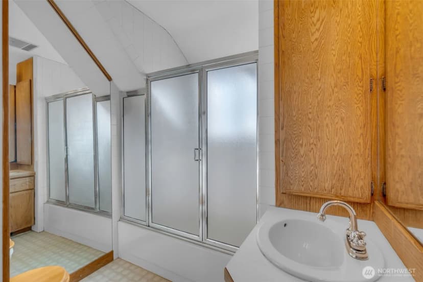 Property photo for 434 N Borough Road, Tacoma photo 19