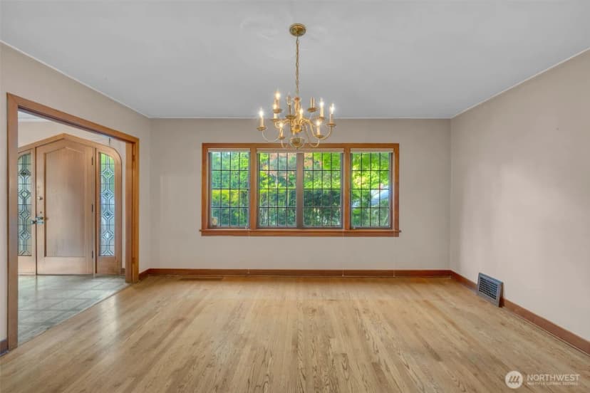 Property photo for 434 N Borough Road, Tacoma photo 9