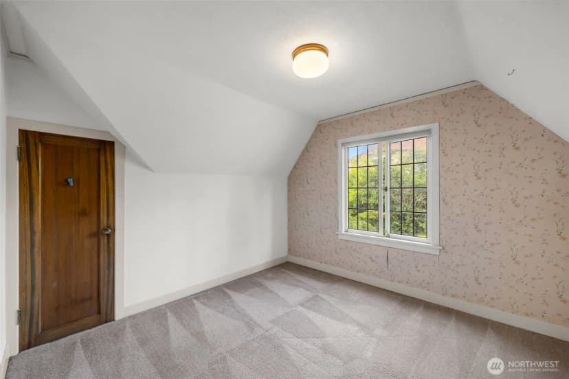 Property photo for 434 N Borough Road, Tacoma photo 23
