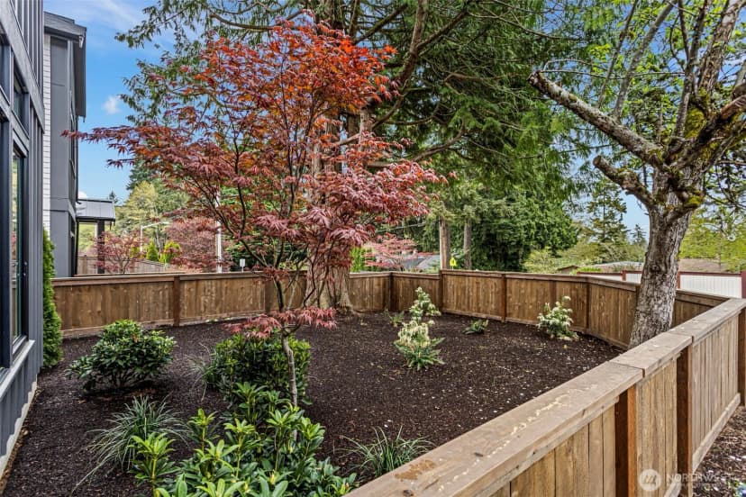 Property photo for 9315 132nd Avenue Ne, Kirkland photo 3