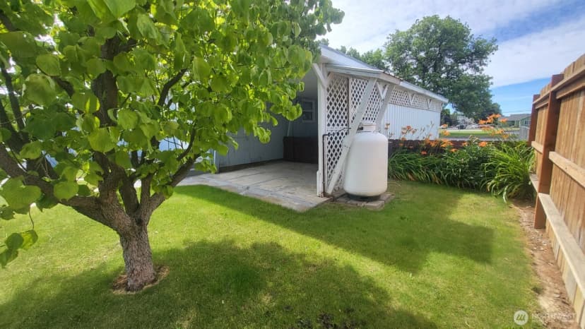 Property photo for 268 Park Pl, Ephrata photo 6