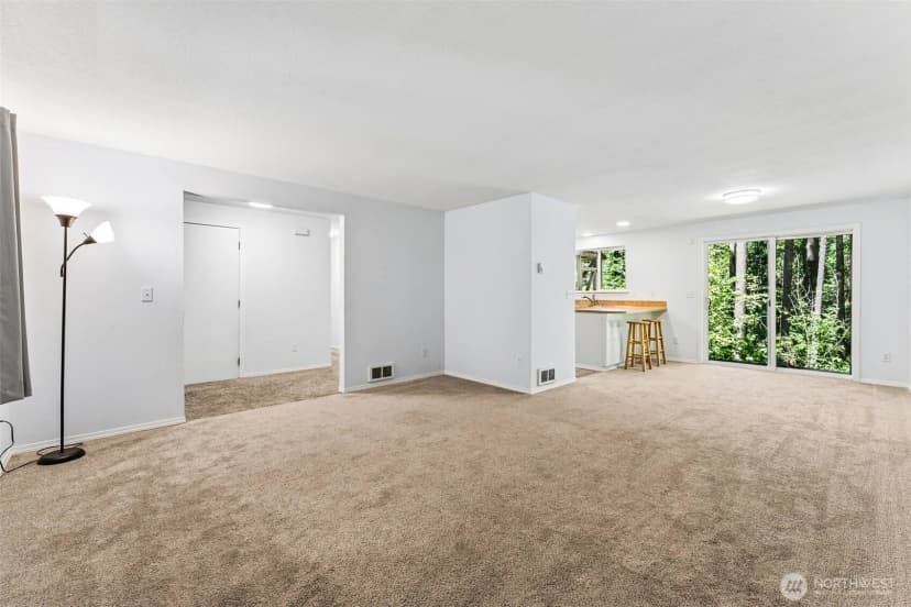 Property photo for 22518 Bluewater Drive Se, Yelm photo 5