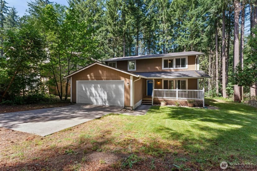 Property photo for 22518 Bluewater Drive Se, Yelm photo 2