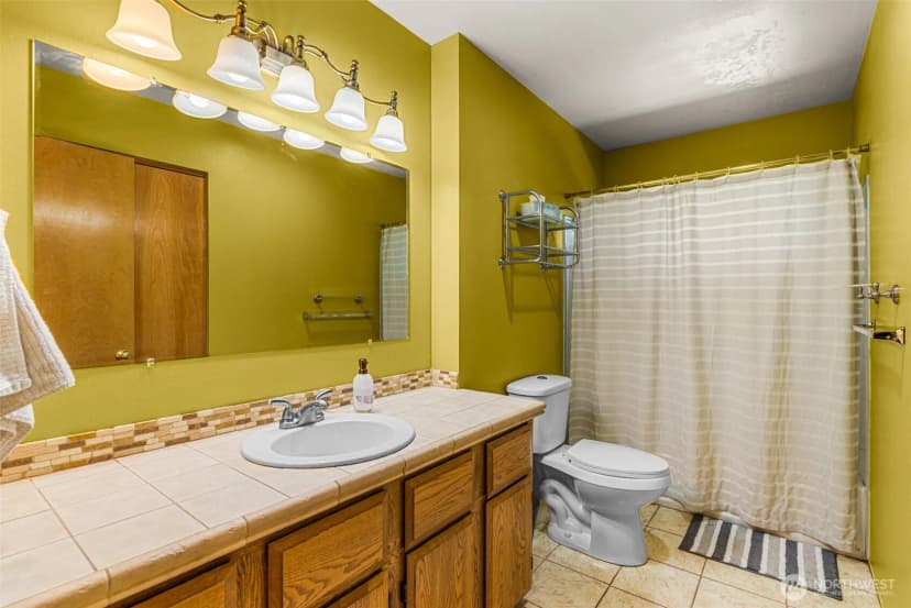 Property photo for 121 Manhattan Square, East Wenatchee photo 19