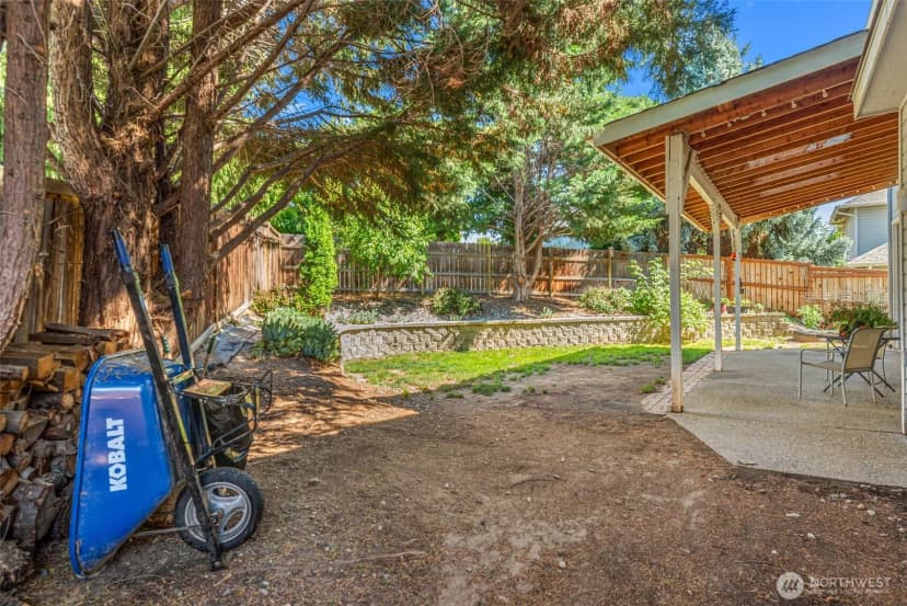 Property photo for 121 Manhattan Square, East Wenatchee photo 27