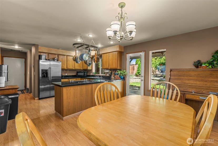 Property photo for 121 Manhattan Square, East Wenatchee photo 6