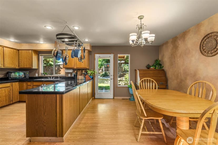 Property photo for 121 Manhattan Square, East Wenatchee photo 5