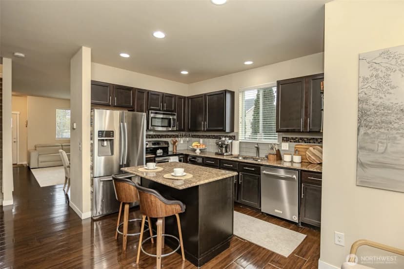 Property photo for 1737 Hillcrest Loop, Mount Vernon photo 18