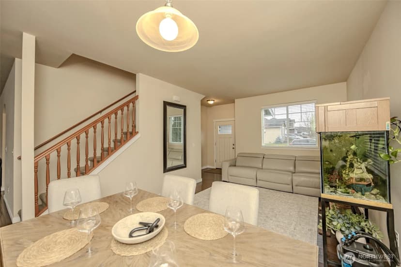 Property photo for 1737 Hillcrest Loop, Mount Vernon photo 9