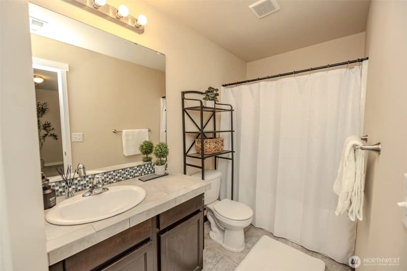 Property photo for 1737 Hillcrest Loop, Mount Vernon photo 26