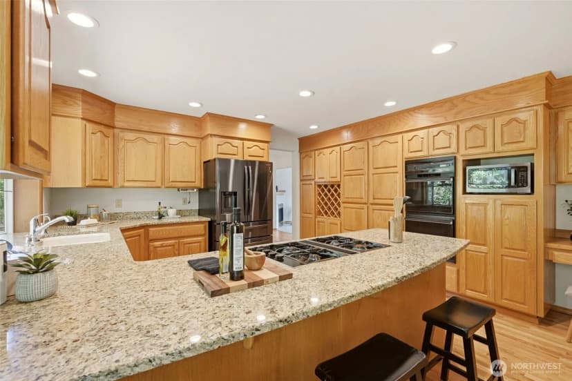 Property photo for 23232 Se 253rd Place, Maple Valley photo 7