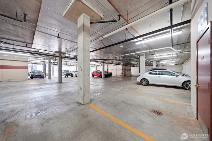 Property photo for 300 10th Avenue #a110, Seattle photo 26