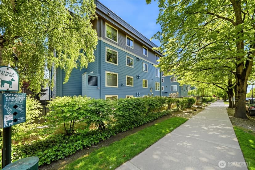 Property photo for 300 10th Avenue #a110, Seattle photo 31