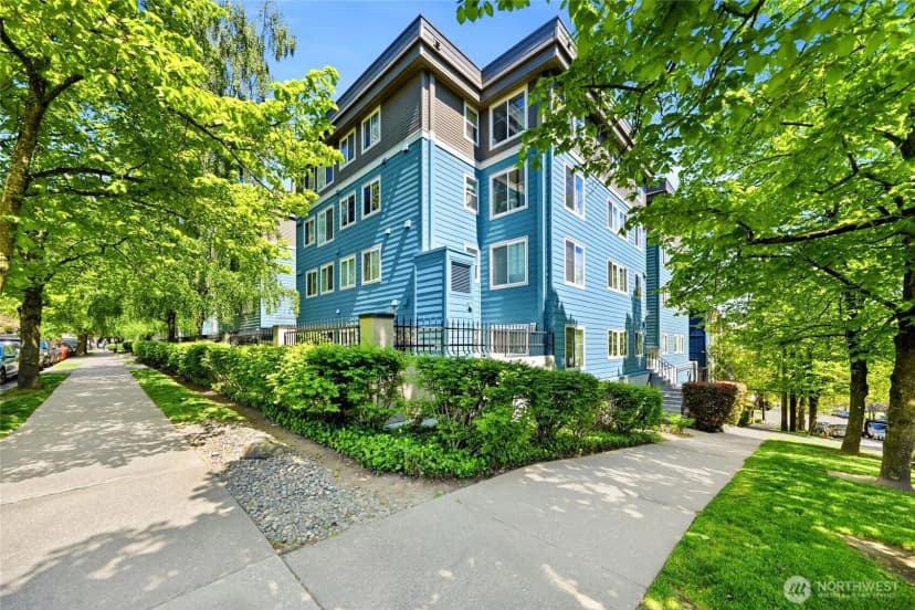 Property photo for 300 10th Avenue #a110, Seattle photo 32