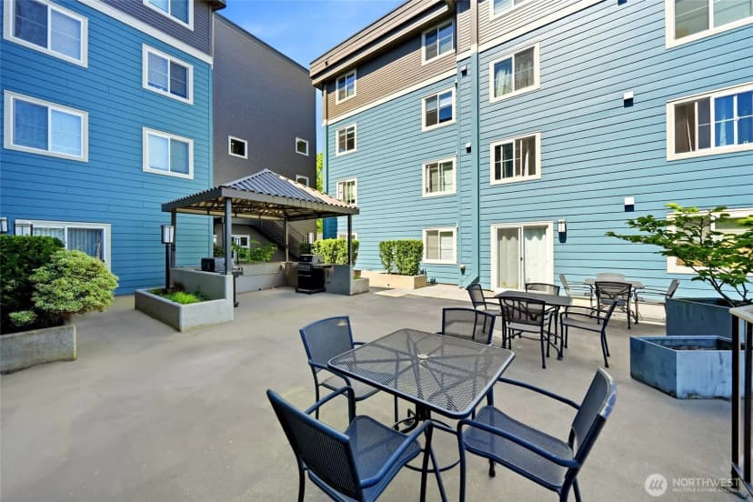 Property photo for 300 10th Avenue #a110, Seattle photo 14