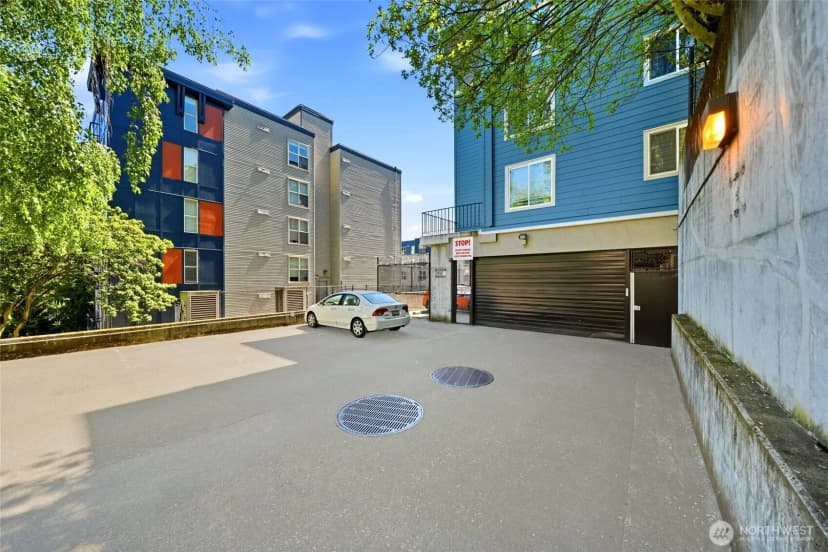 Property photo for 300 10th Avenue #a110, Seattle photo 28