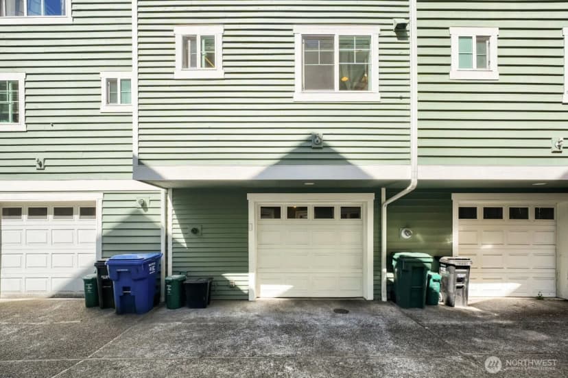 Property photo for 11212 Greenwood Avenue N #b, Seattle photo 18