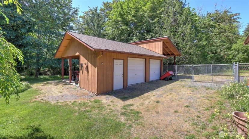 Property photo for 28121 197th Avenue Se, Kent photo 33