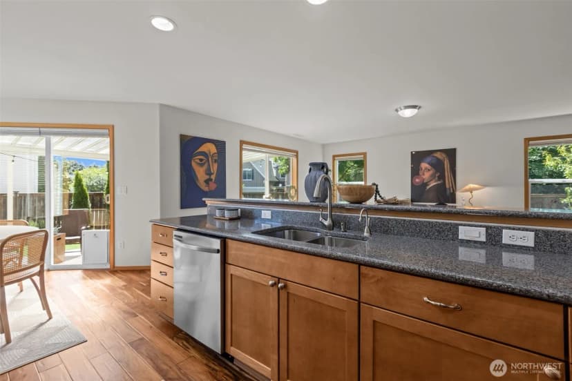 Property photo for 2120 248th Place Se, Sammamish photo 11