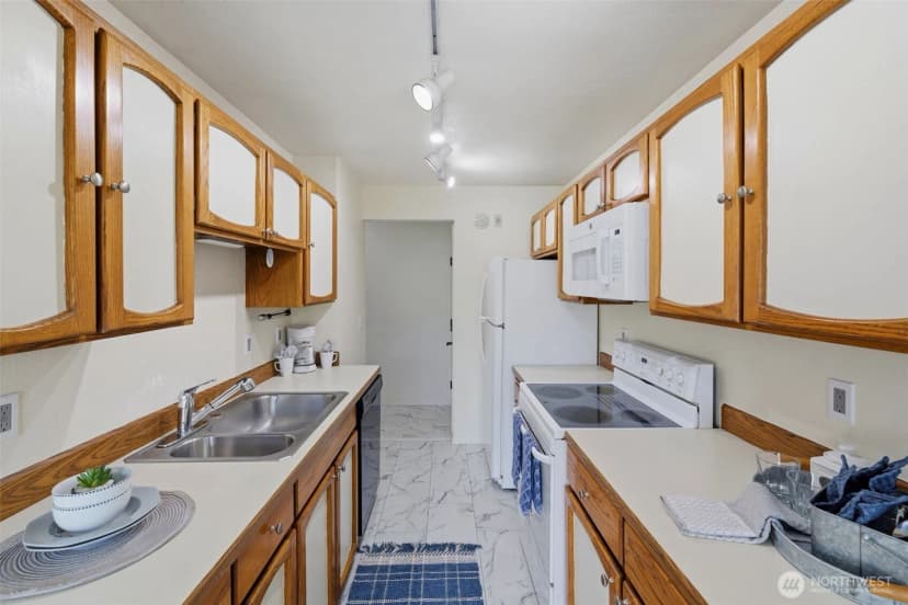 Property photo for 26435 Pennsylvania Avenue Ne #49, Kingston photo 8