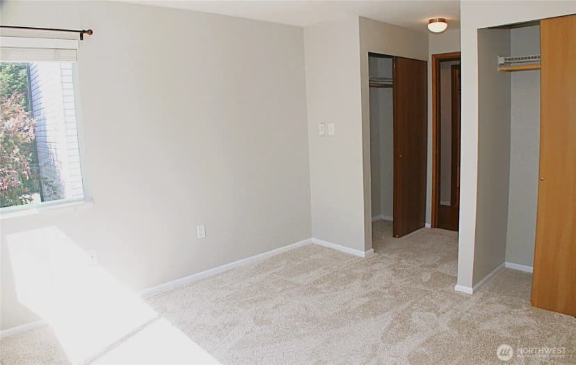 Property photo for 1522 Ne 175th Street #200, Shoreline photo 13