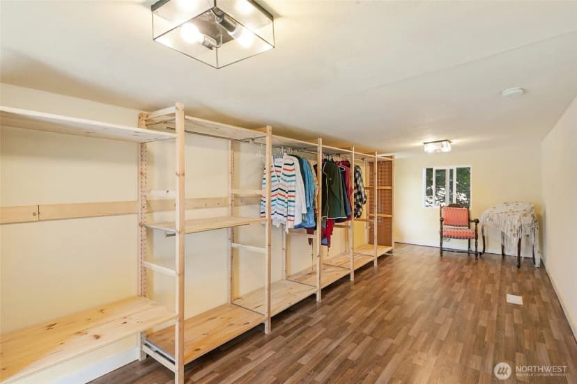 Property photo for 1235 S 101st Street, Seattle photo 18