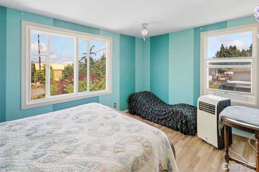 Property photo for 1235 S 101st Street, Seattle photo 13