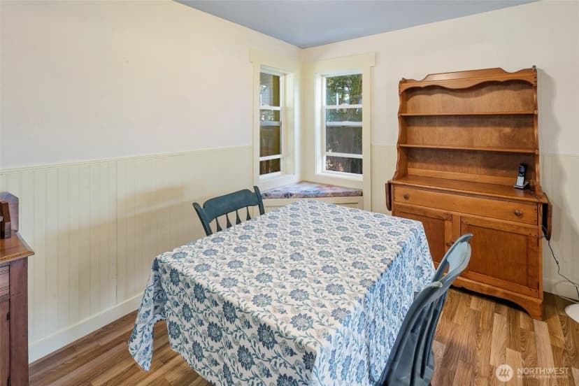 Property photo for 1235 S 101st Street, Seattle photo 11
